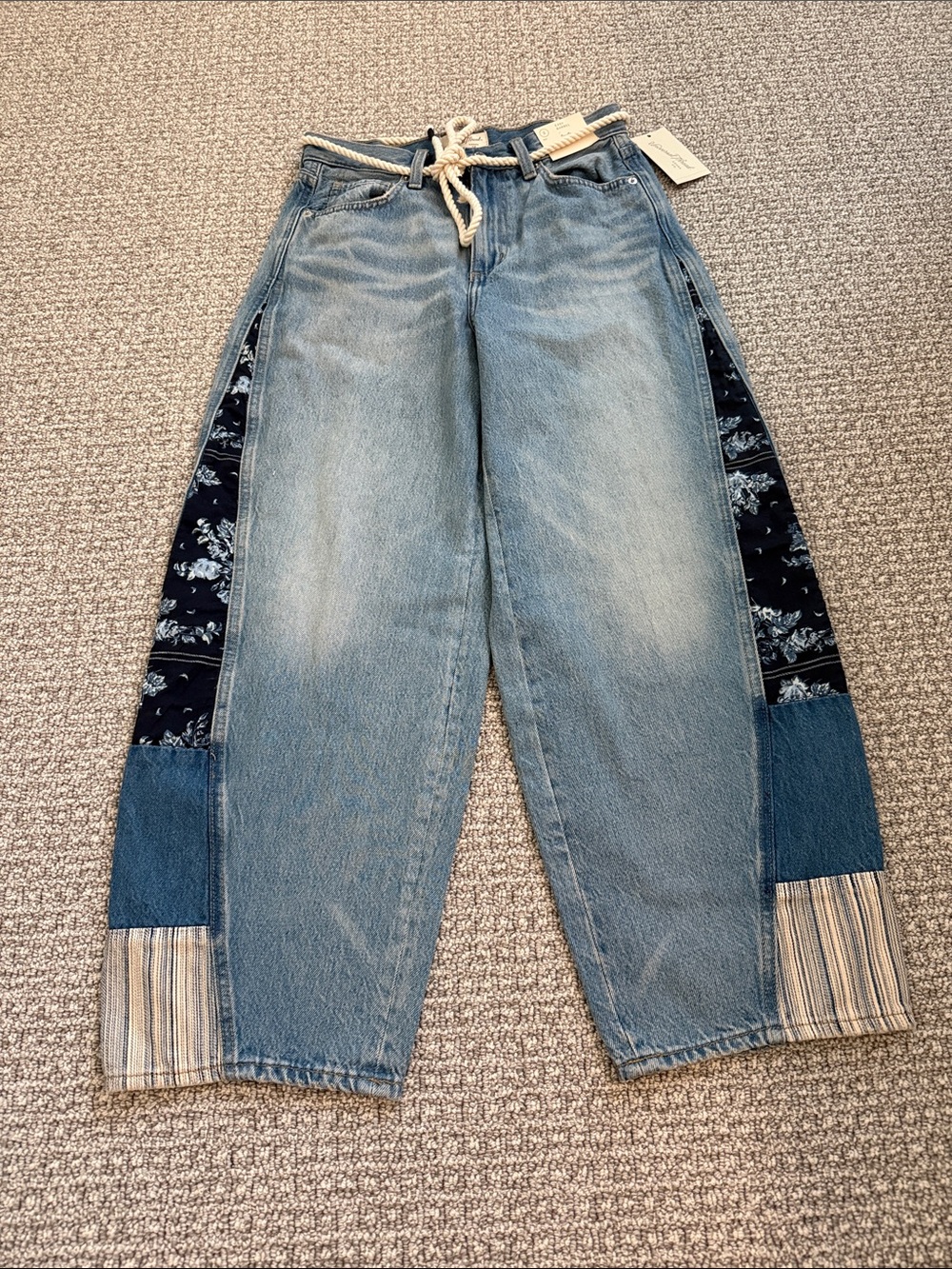 New Universal Thread Blue Barrel Jeans Rope Belt Bandana Patch Floral Pants 2 4